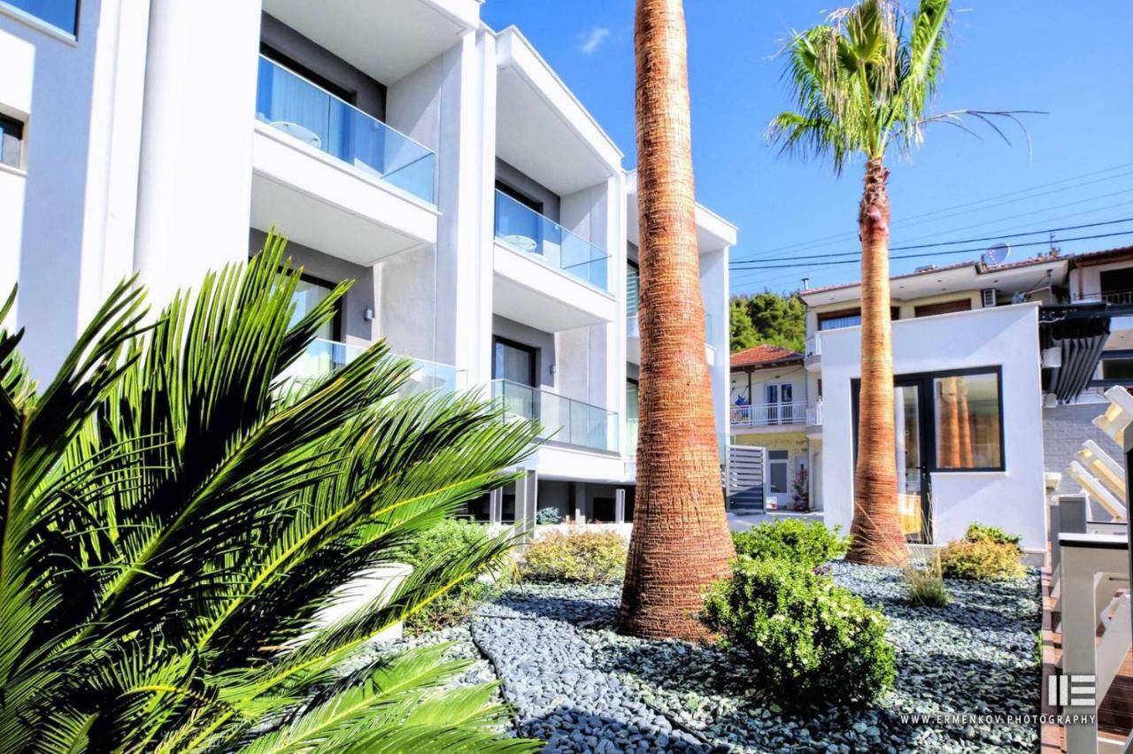 Senso Suites Néa Péramos Extérieur photo