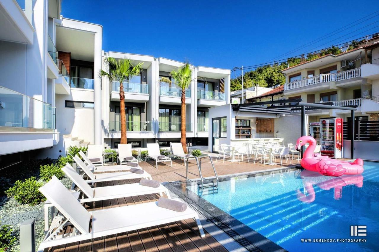 Senso Suites Néa Péramos Extérieur photo