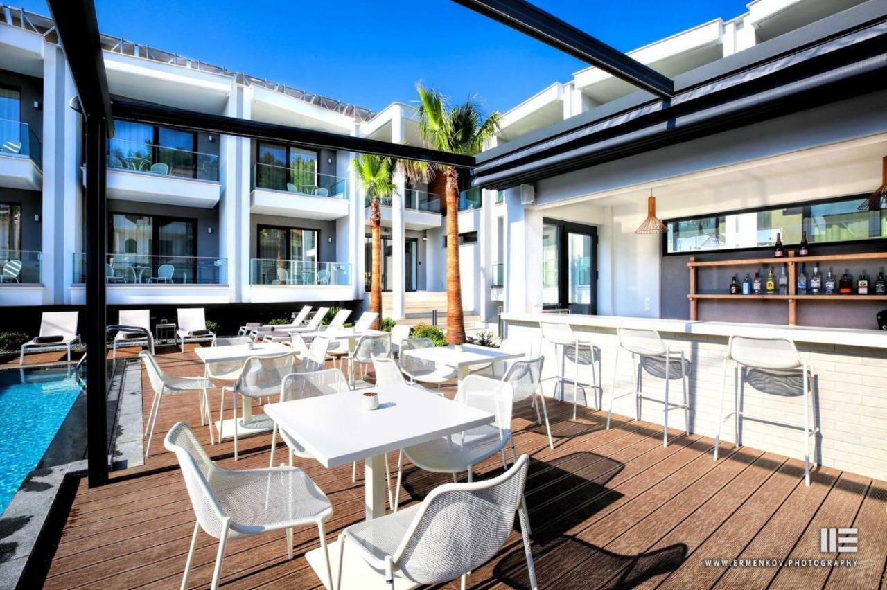 Senso Suites Néa Péramos Extérieur photo