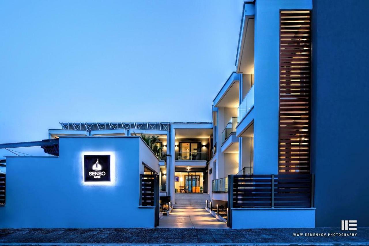 Senso Suites Néa Péramos Extérieur photo