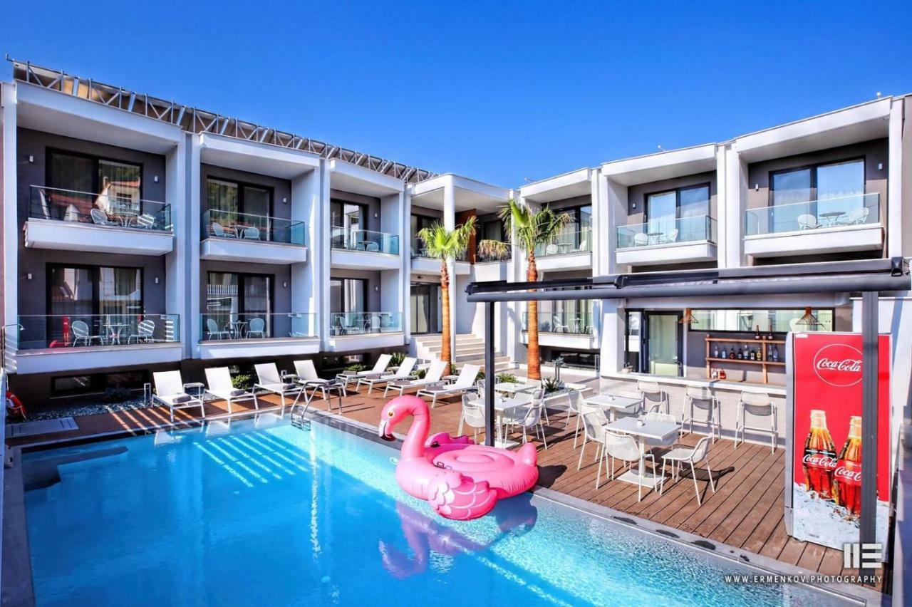 Senso Suites Néa Péramos Extérieur photo