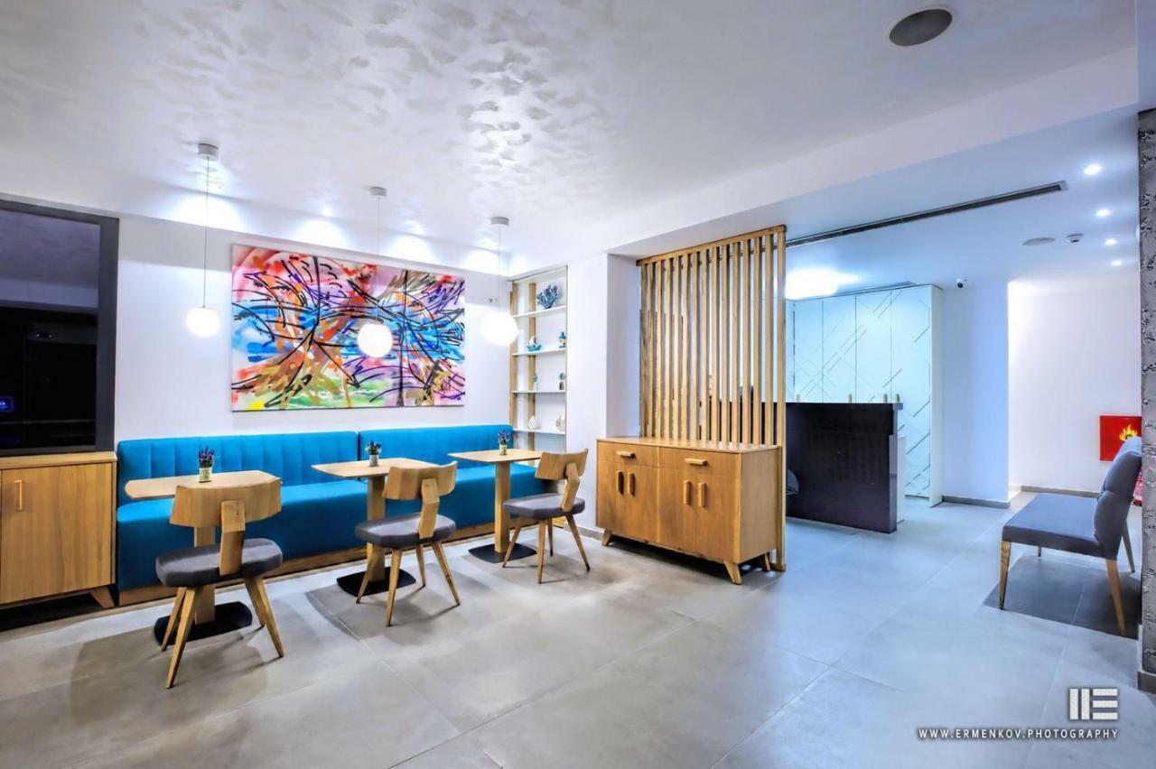 Senso Suites Néa Péramos Extérieur photo