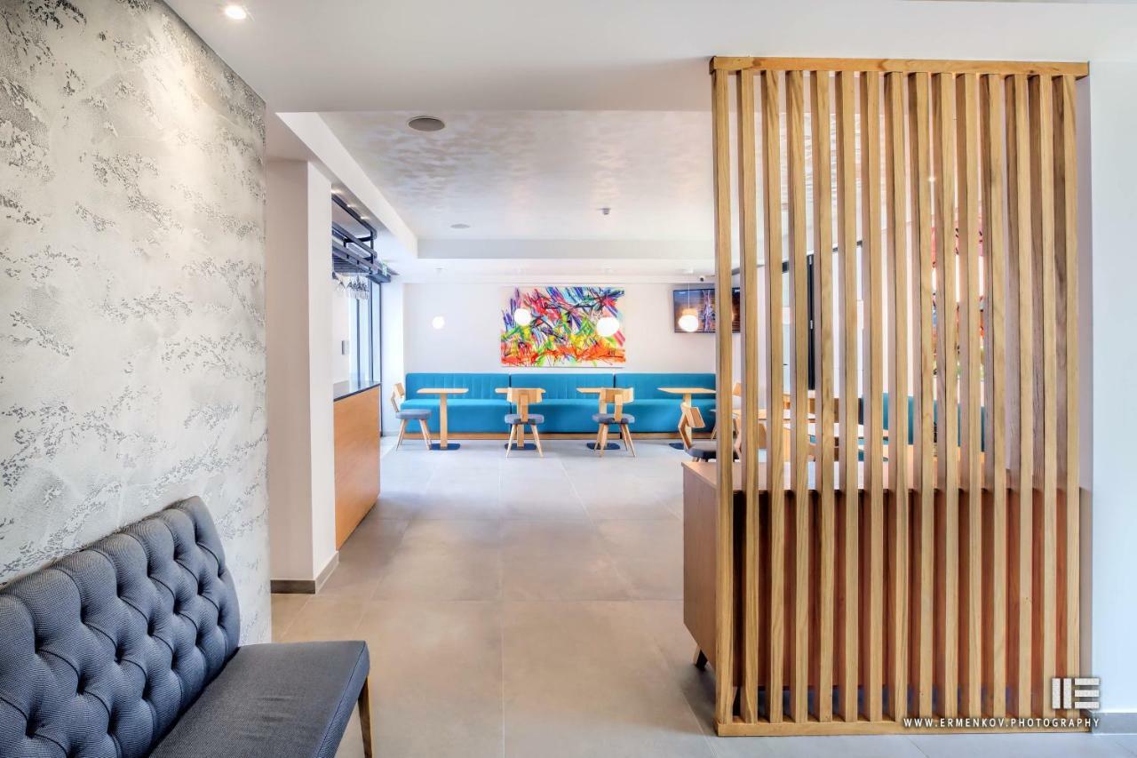 Senso Suites Néa Péramos Extérieur photo