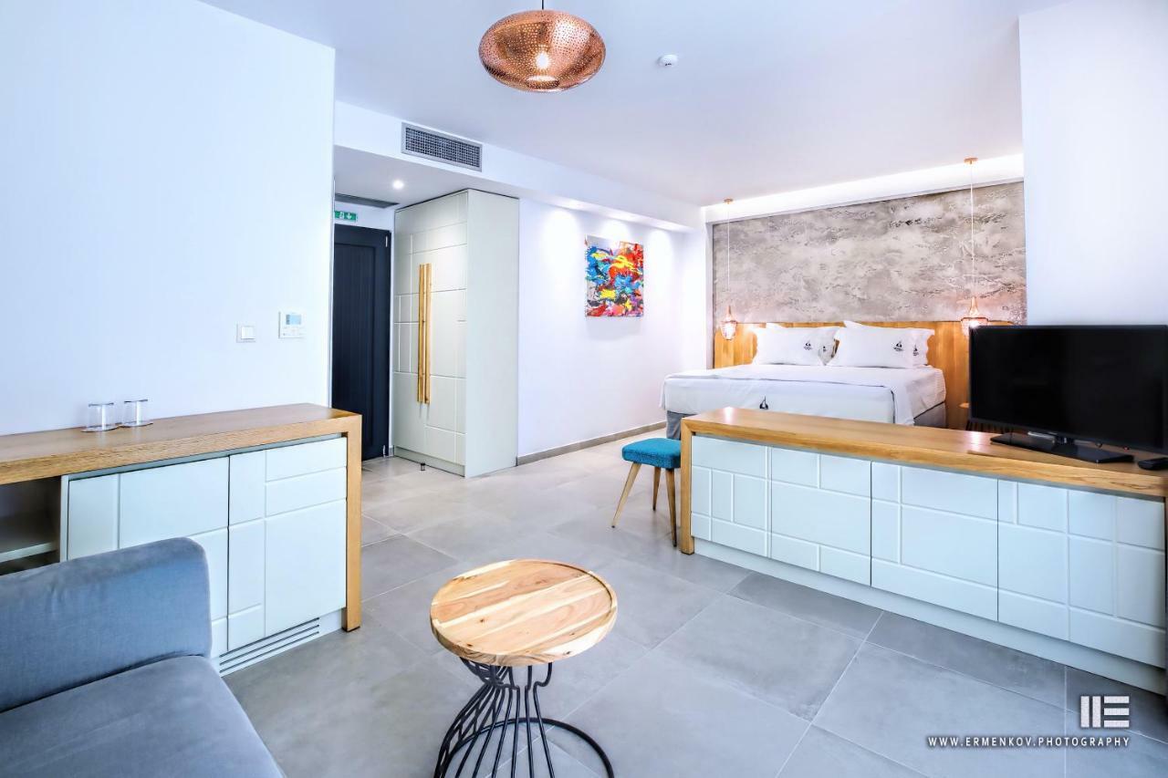 Senso Suites Néa Péramos Extérieur photo