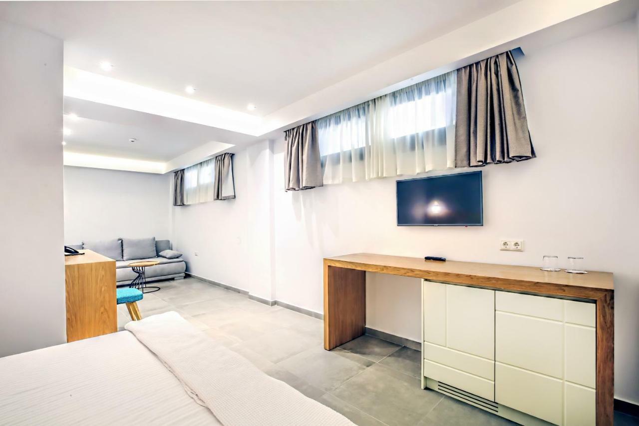 Senso Suites Néa Péramos Extérieur photo