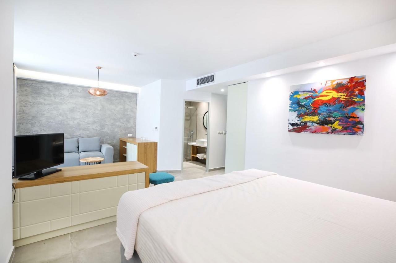 Senso Suites Néa Péramos Extérieur photo